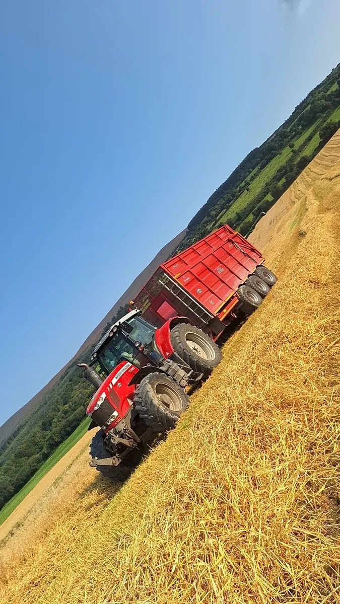 Broughan 24ft silage - Image 2