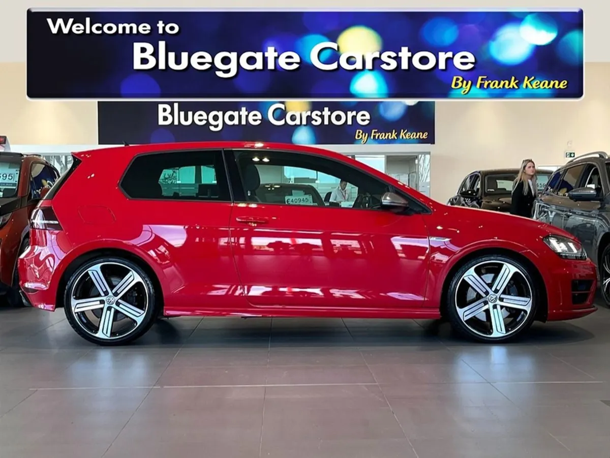Volkswagen Golf R 2.0 TSI 300 Bhp touchscreen Med - Image 2