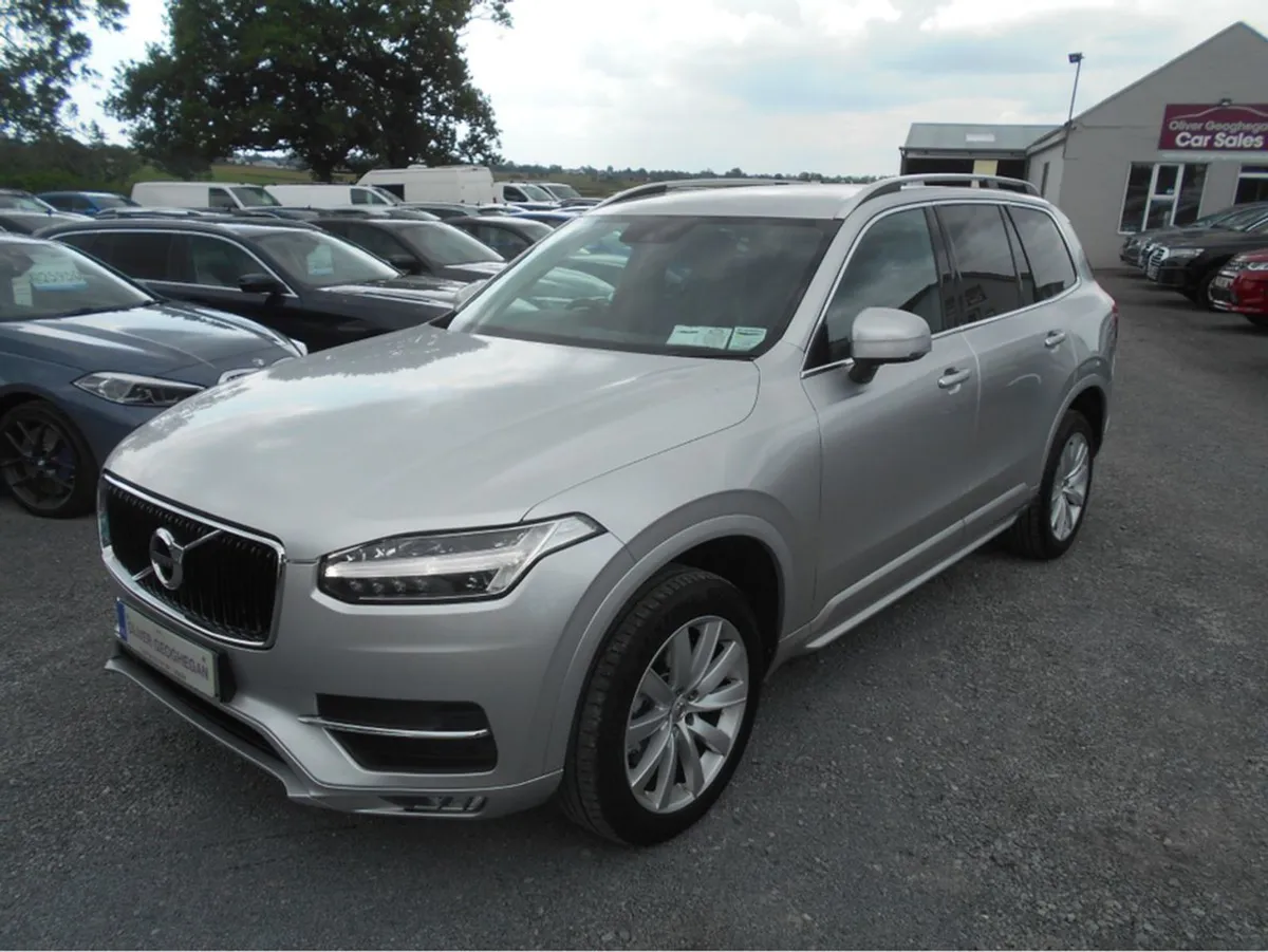 Volvo XC90 D5 Momentum PRO P/P Auto - Image 2