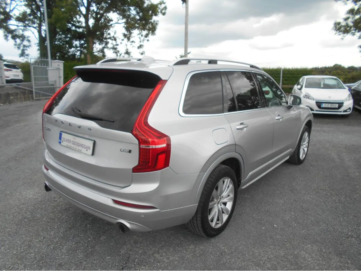 Volvo XC90 D5 Momentum PRO P/P Auto - Image 3