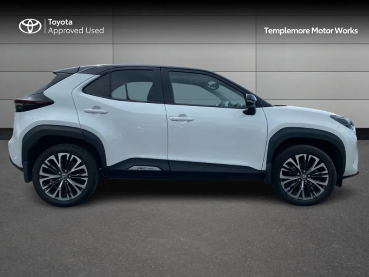 Toyota Yaris CR Cross SOL 4DR Auto - Image 3