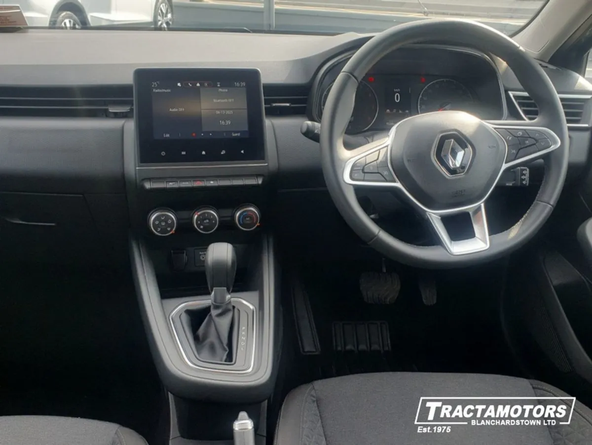 Renault Clio Equilibre Auto 1.0 - Image 2