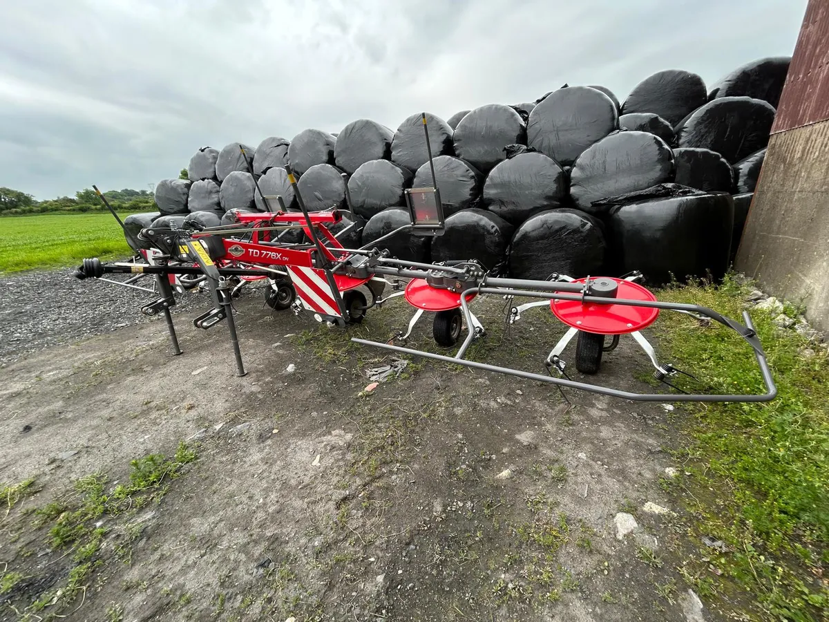 MASSEY TD 776x DN Tedder - Image 1