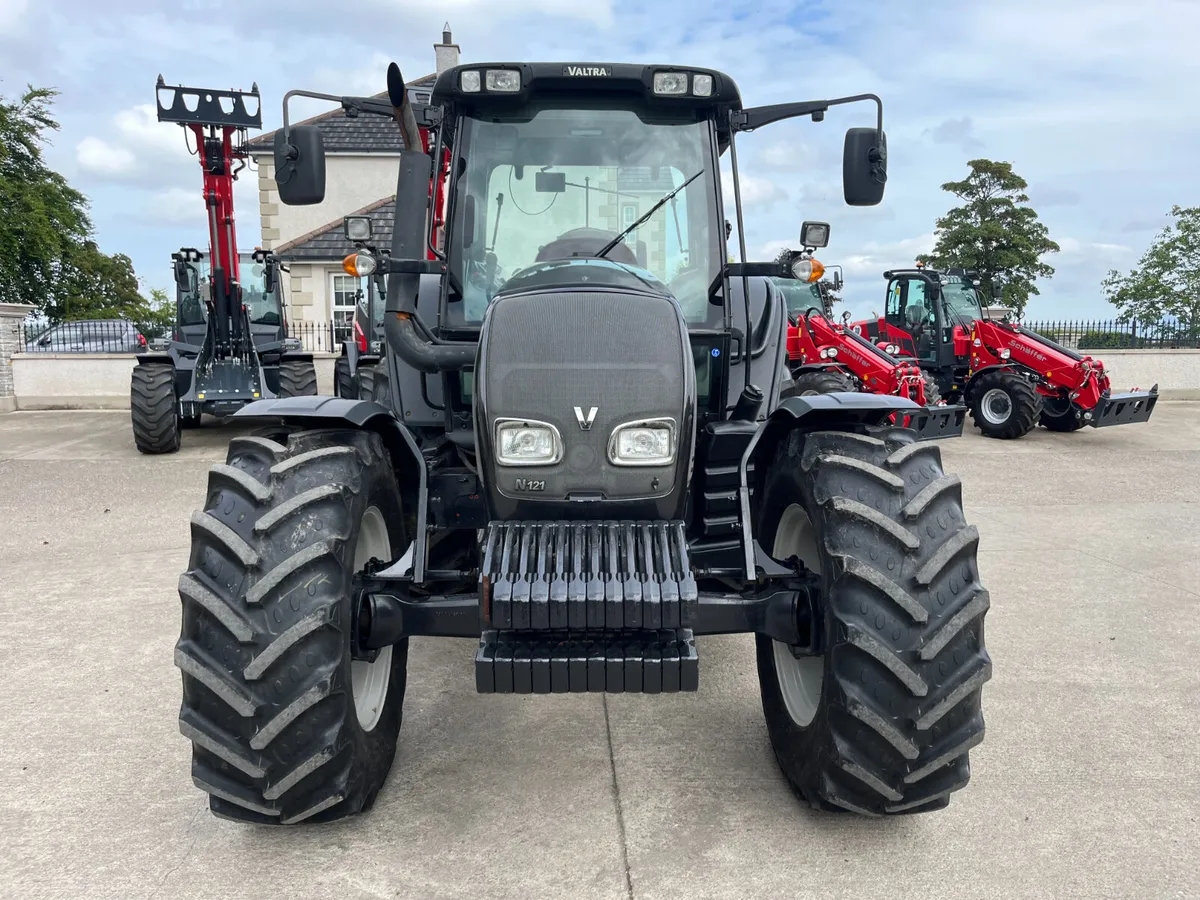 Valtra N121 - Image 3