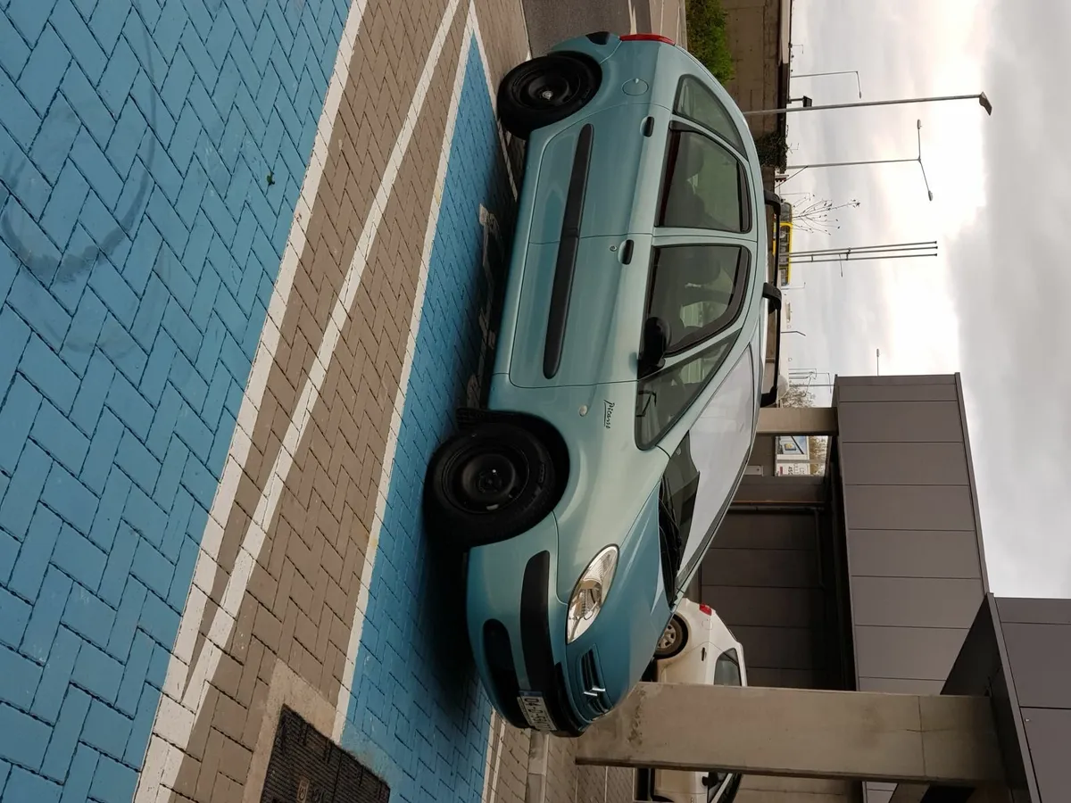 Car - Image 3