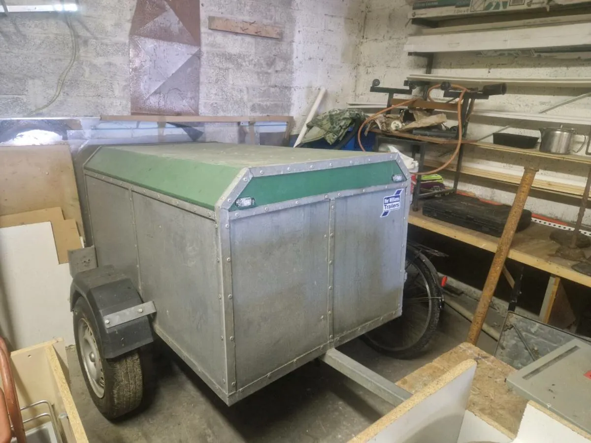 Ifor Williams dog trailer - Image 1
