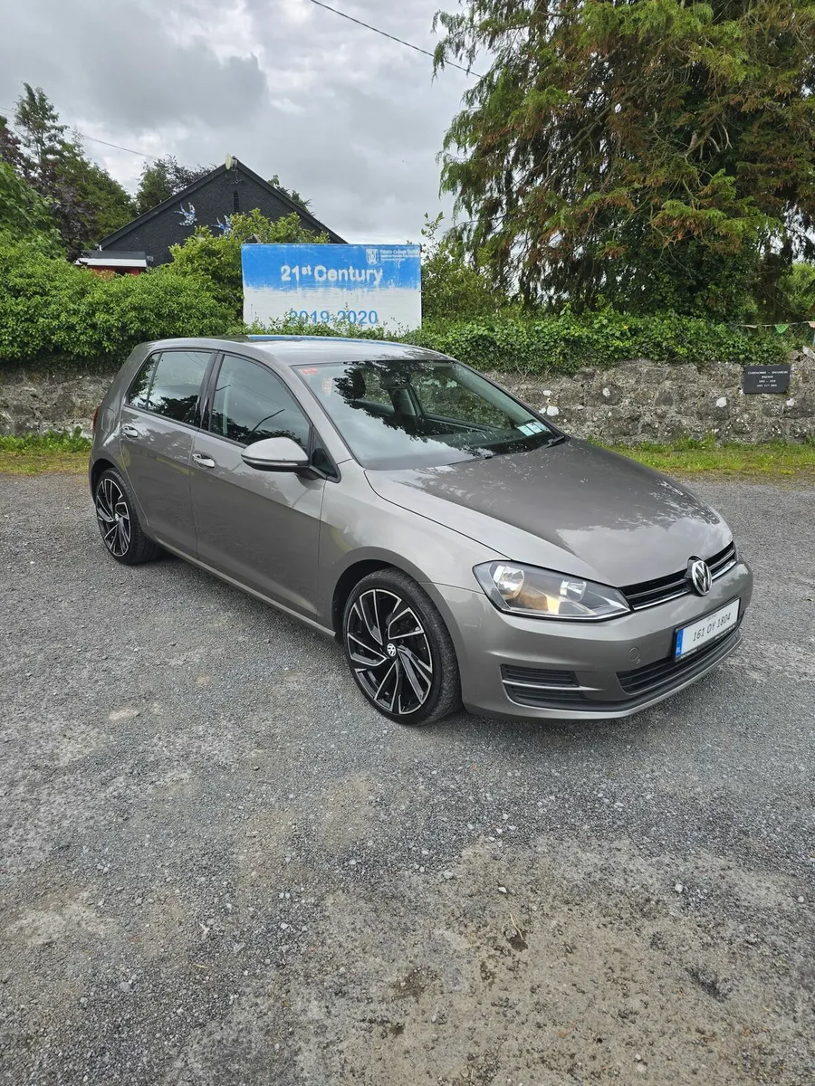 Volkswagon Golf 1.6 TDI Bluemotion - Image 1