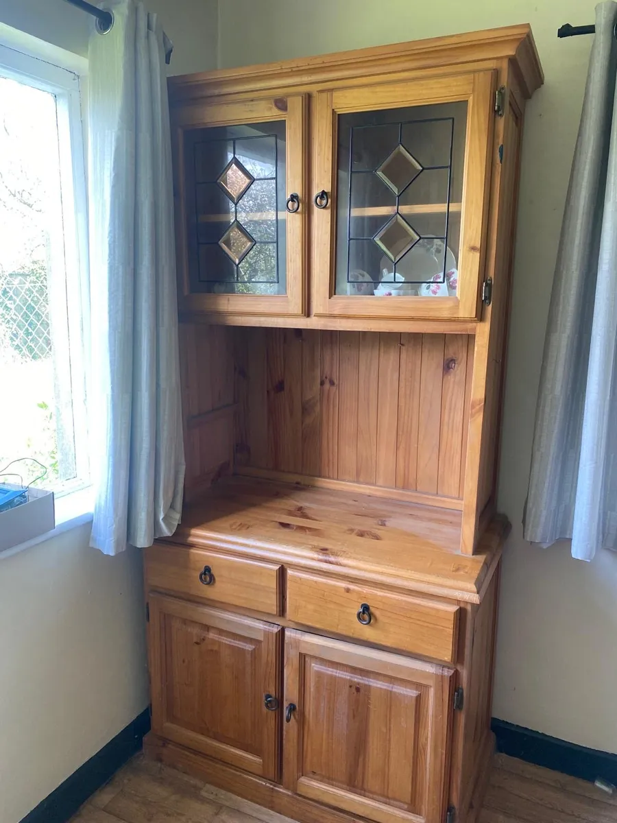 Display cabinet