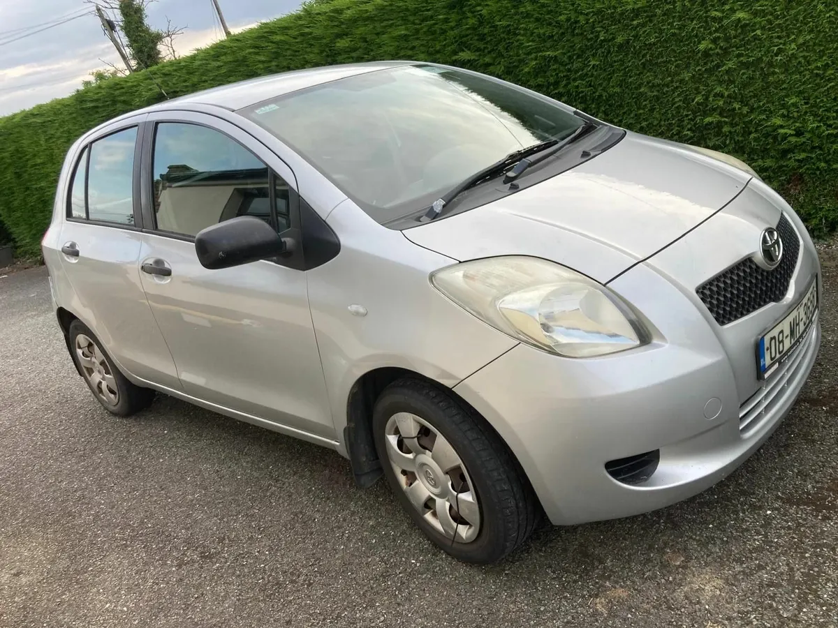 Toyota Yaris 2008 - Image 3