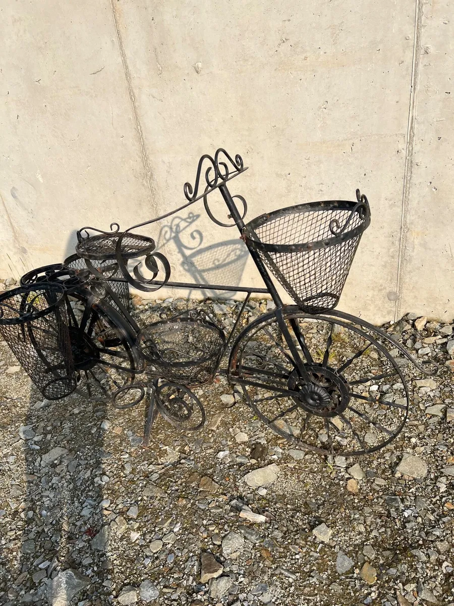 Ornamental garden bicycle - Image 3