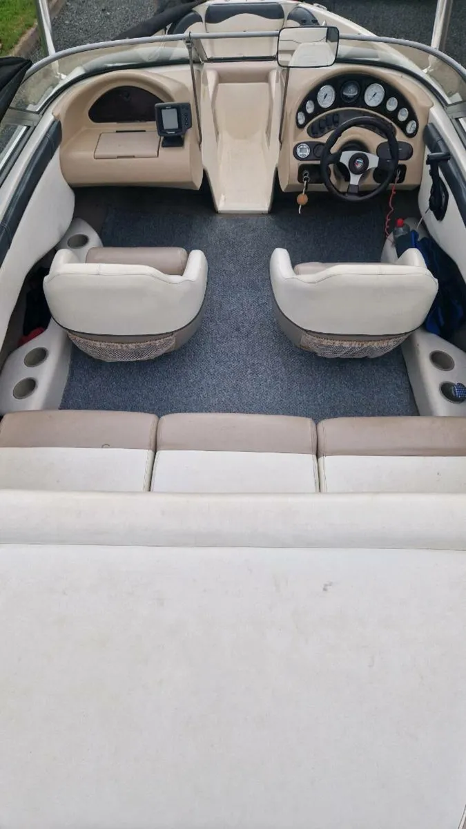 Speed boat - Image 3