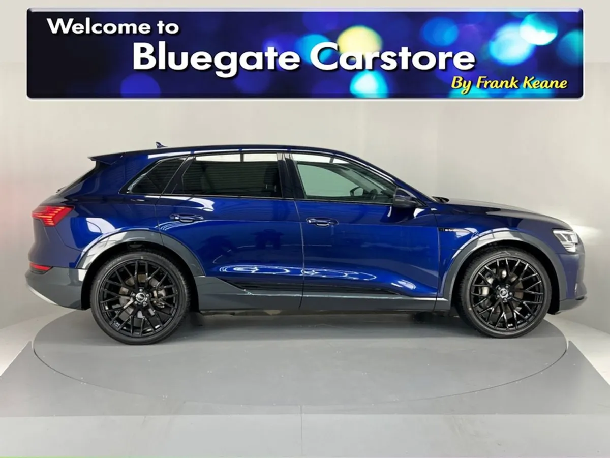 Audi E-Tron 55 300KW Technik new 22  Alloys black - Image 3