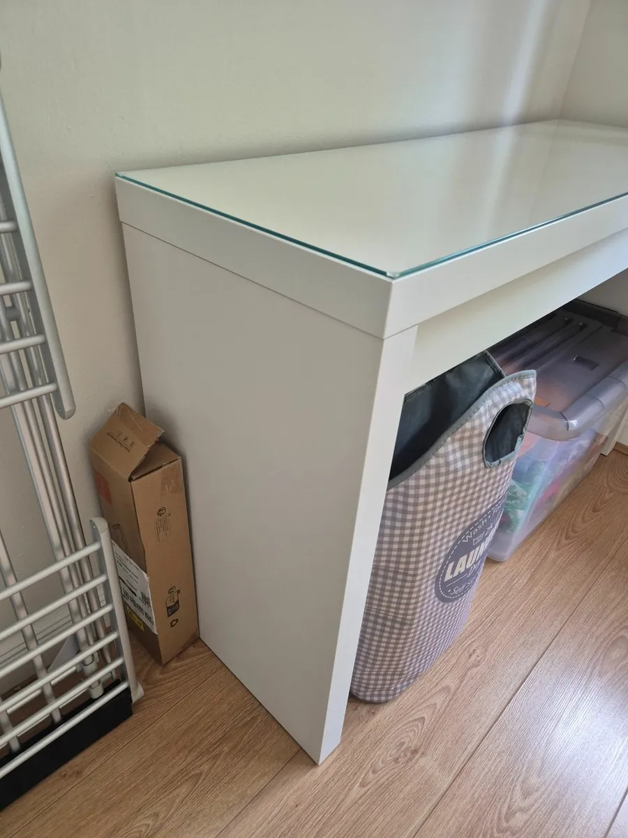 Dressing table and stool - Image 3