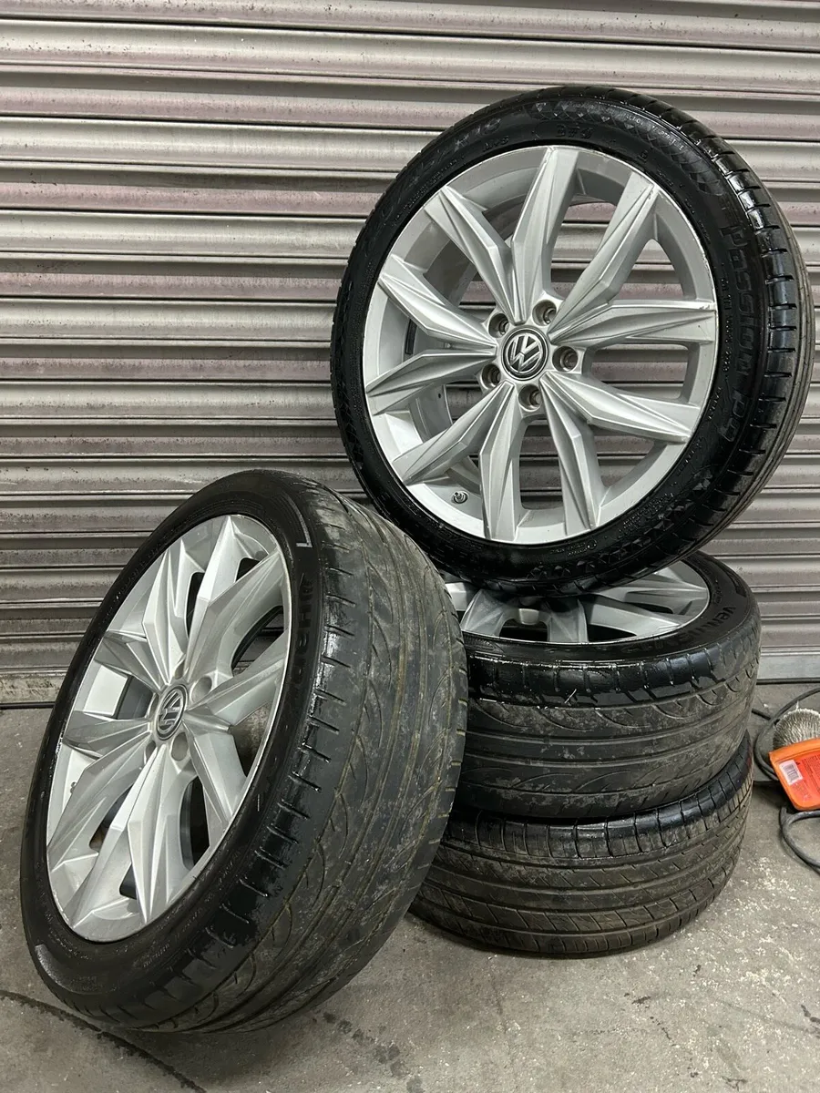 Volkswagen Highline Alloys 18” - Image 1