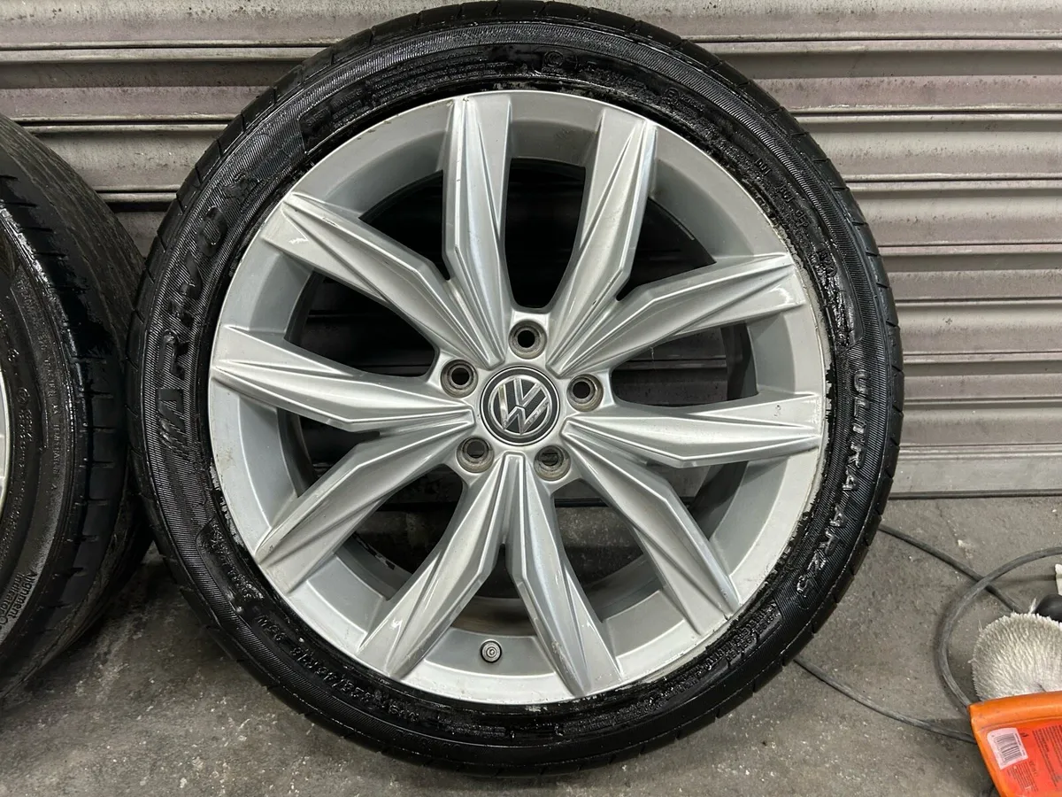Volkswagen Highline Alloys 18” - Image 3
