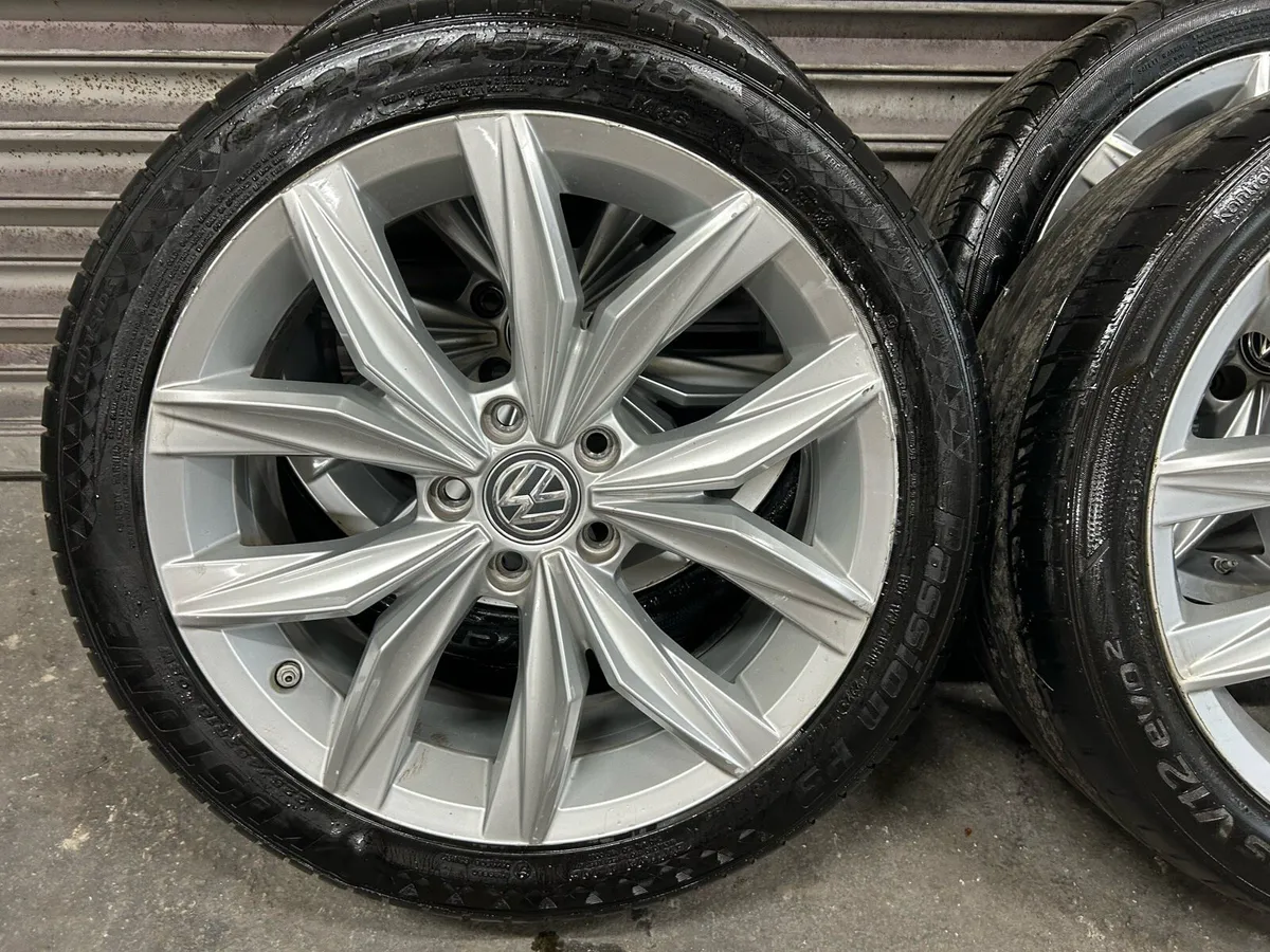 Volkswagen Highline Alloys 18” - Image 4
