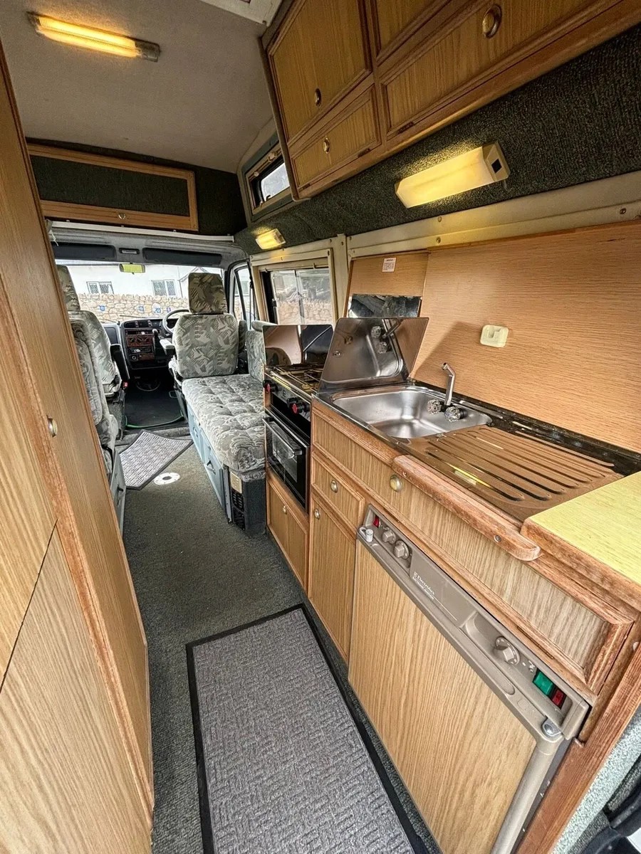 Peugeot auto sleeper year 2000 NI REG - Image 4