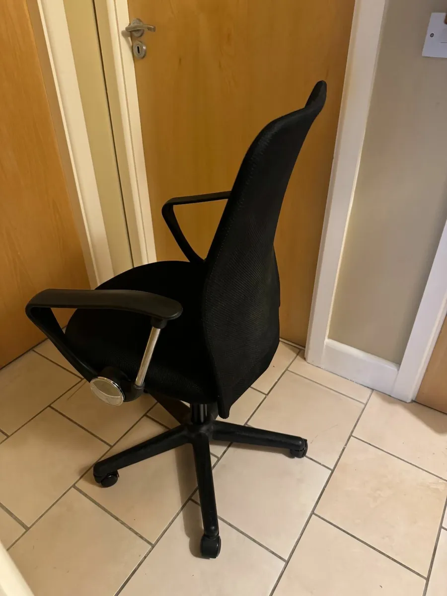 Office chair - Image 4