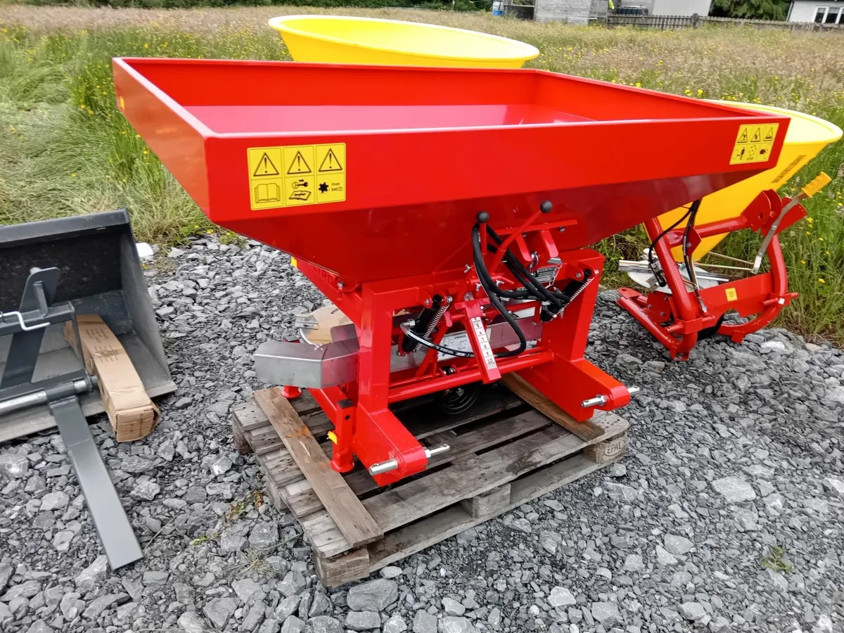 Soft hand/ chain harrows - Image 3