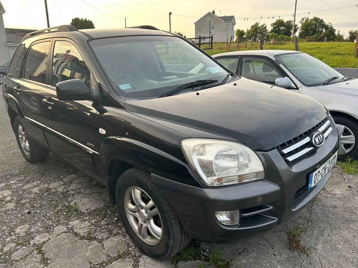 2007 Kia Sportage 4 WD diesel doe and tax - Image 4