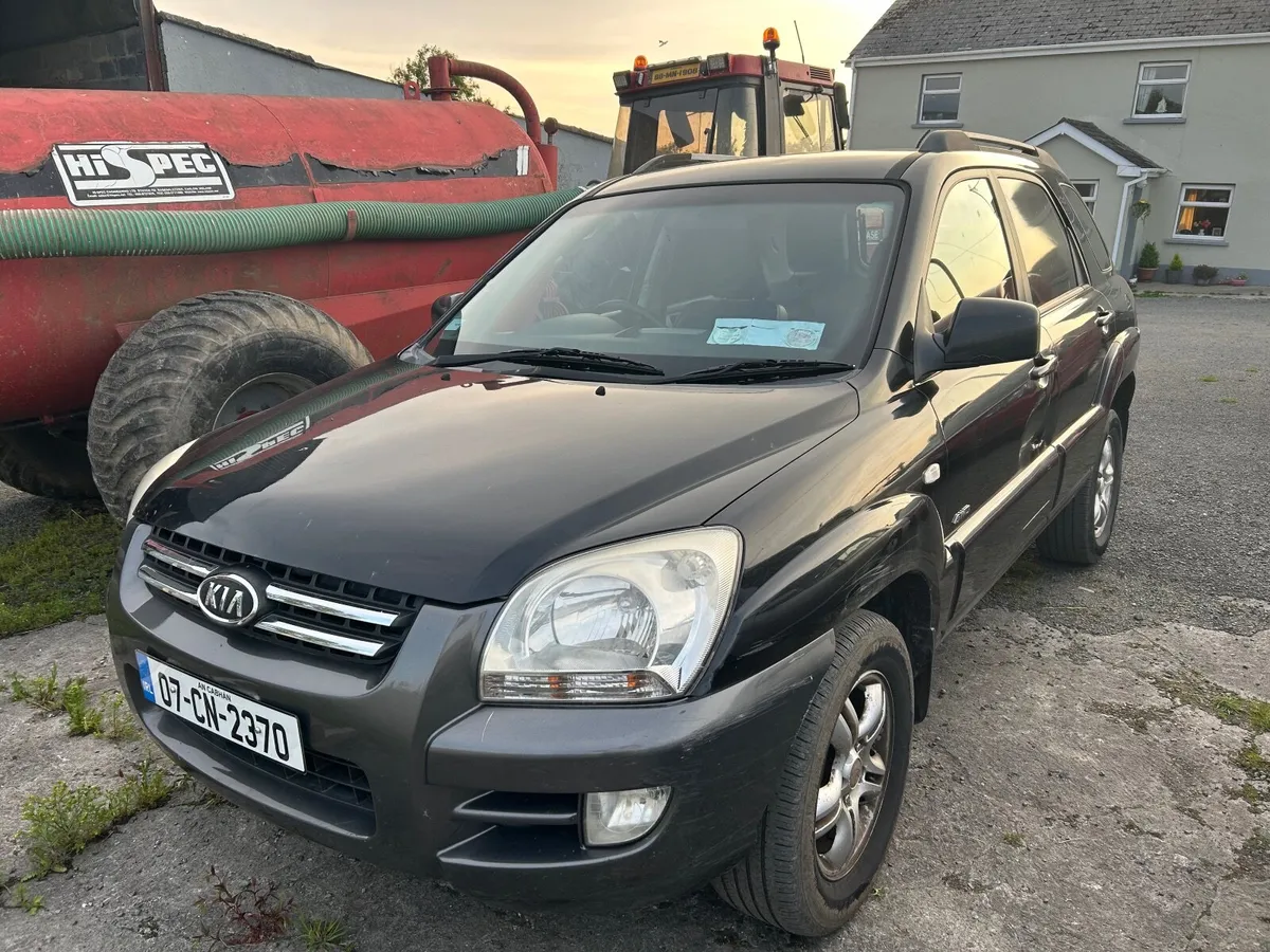 2007 Kia Sportage 4 WD diesel doe and tax - Image 1