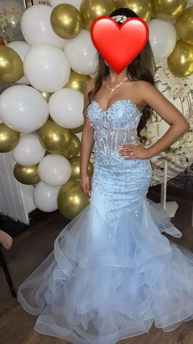 debs - Image 1