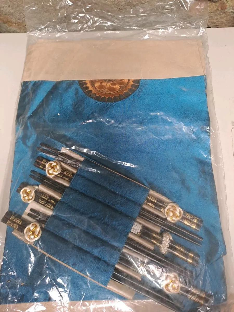Chinese placemats and chopsticks - Image 2