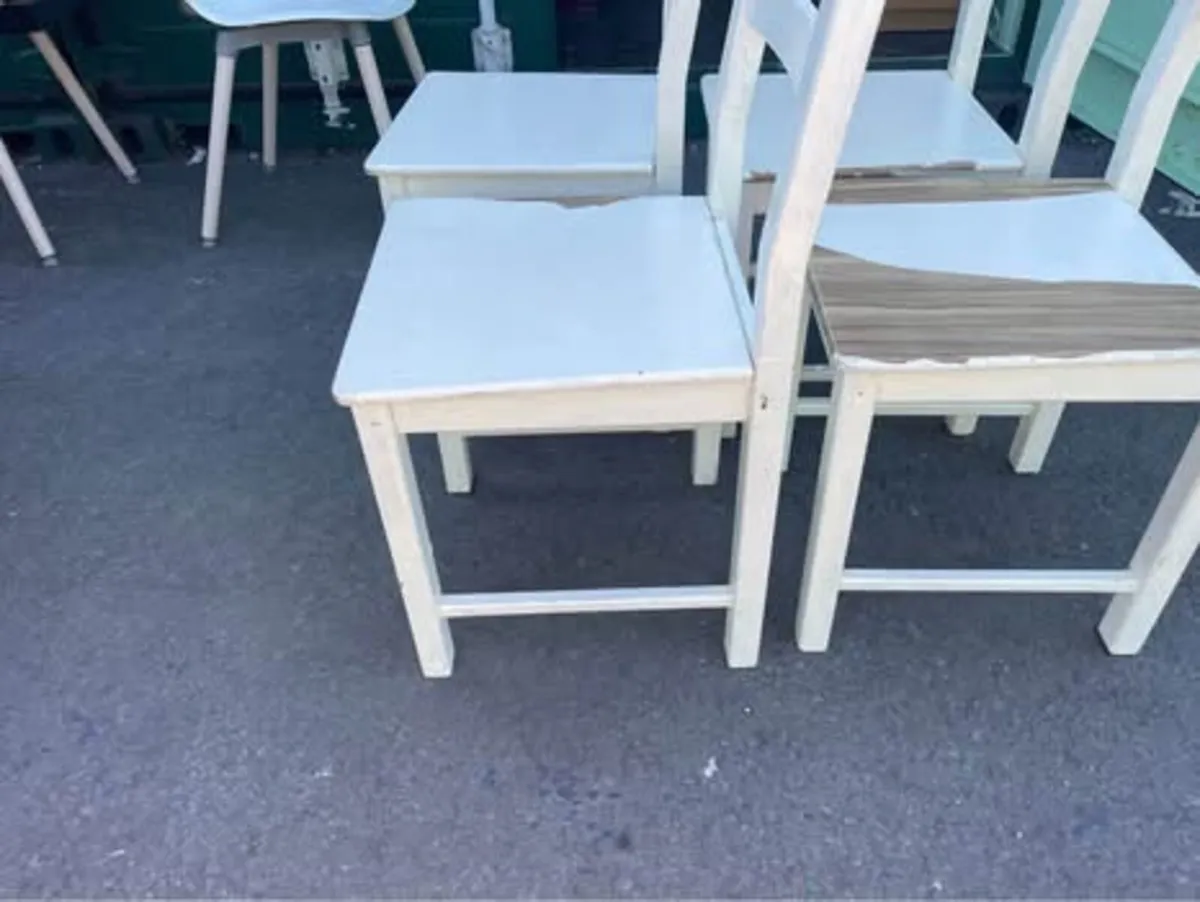 4 dining chairs - Image 2