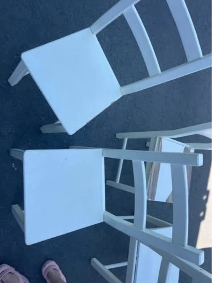 4 dining chairs - Image 4