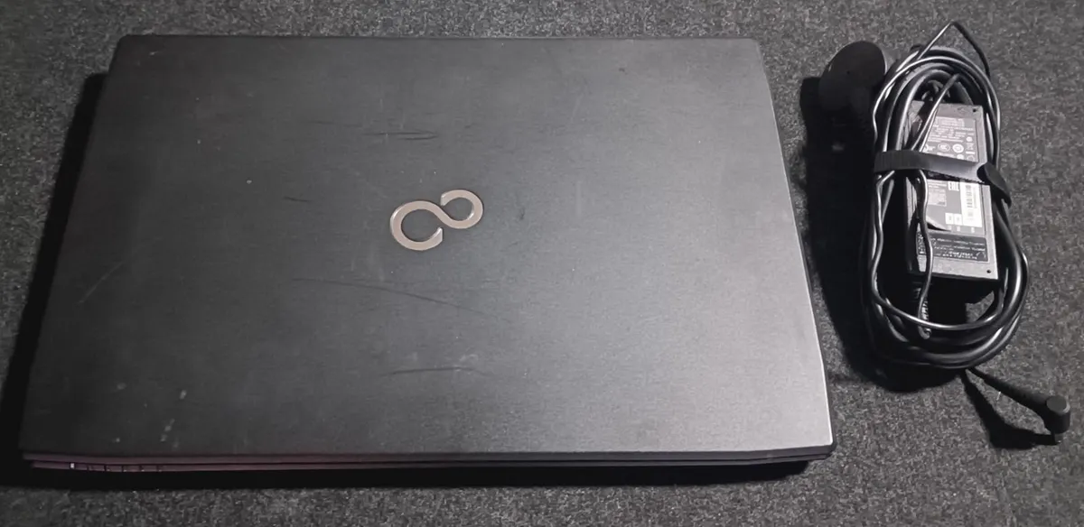 Fujitsu A514 I3 15.6" Windows 11 Laptop - Image 4