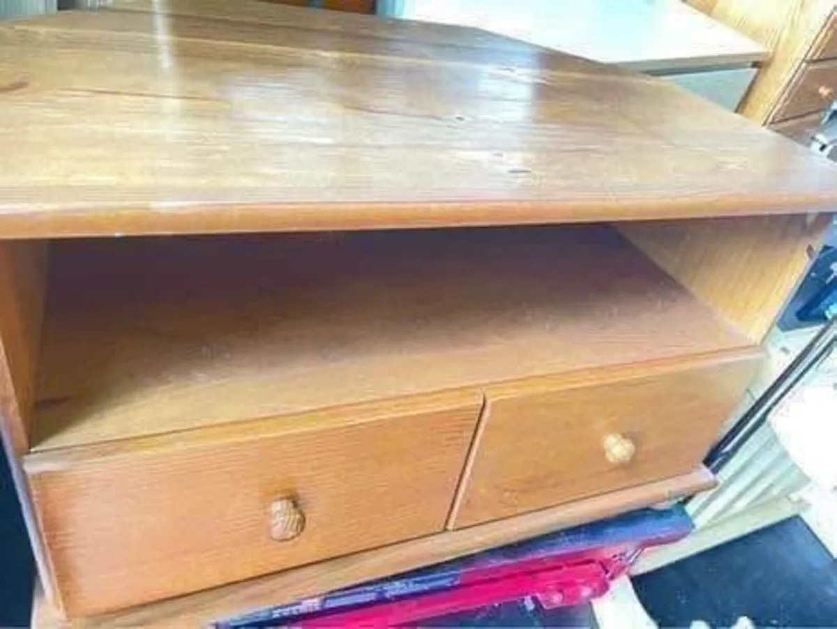 Tv stand - Image 1