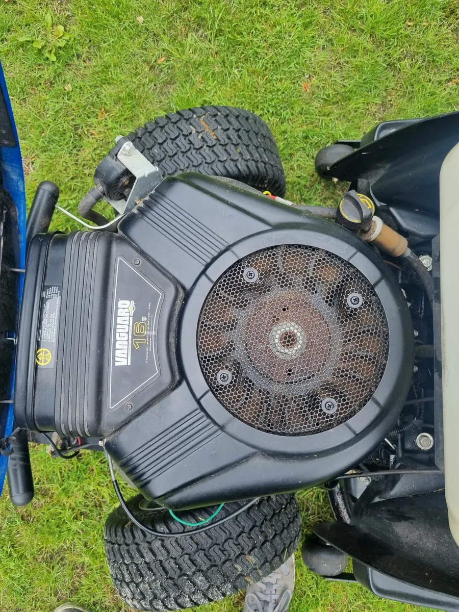 Ride on Mower - Image 4