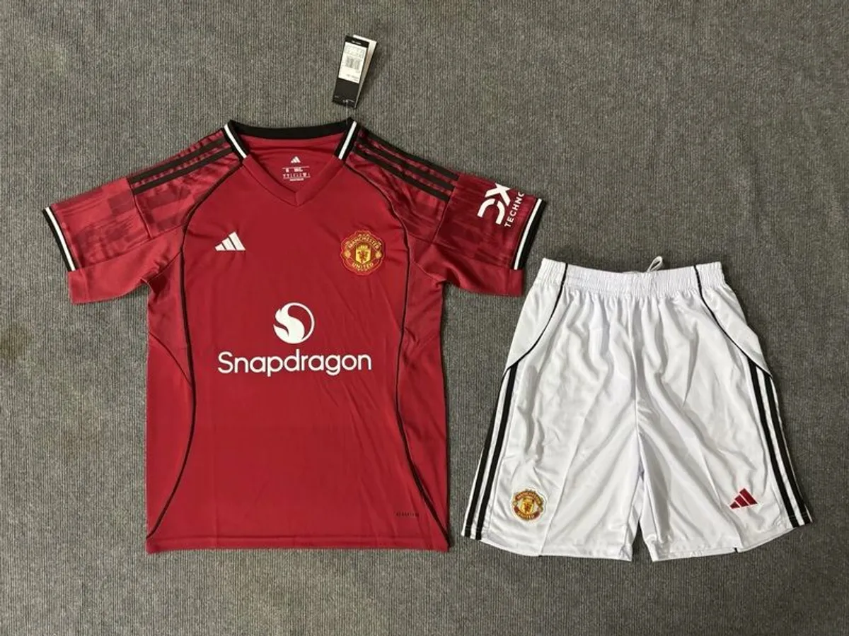Premier league and European jerseys - Image 3