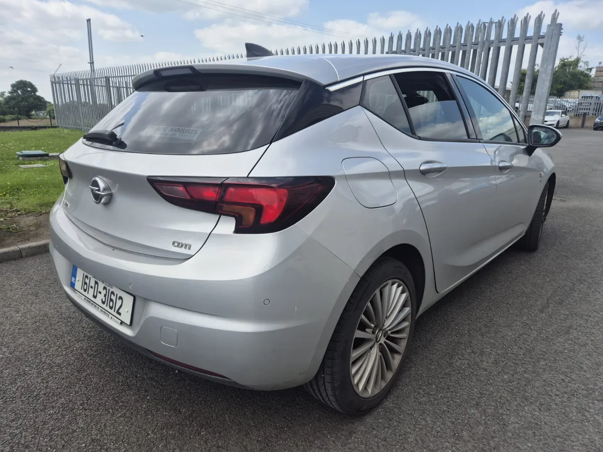 2016 Opel Astra 1.6 Diesel ELITE Leather - Image 3