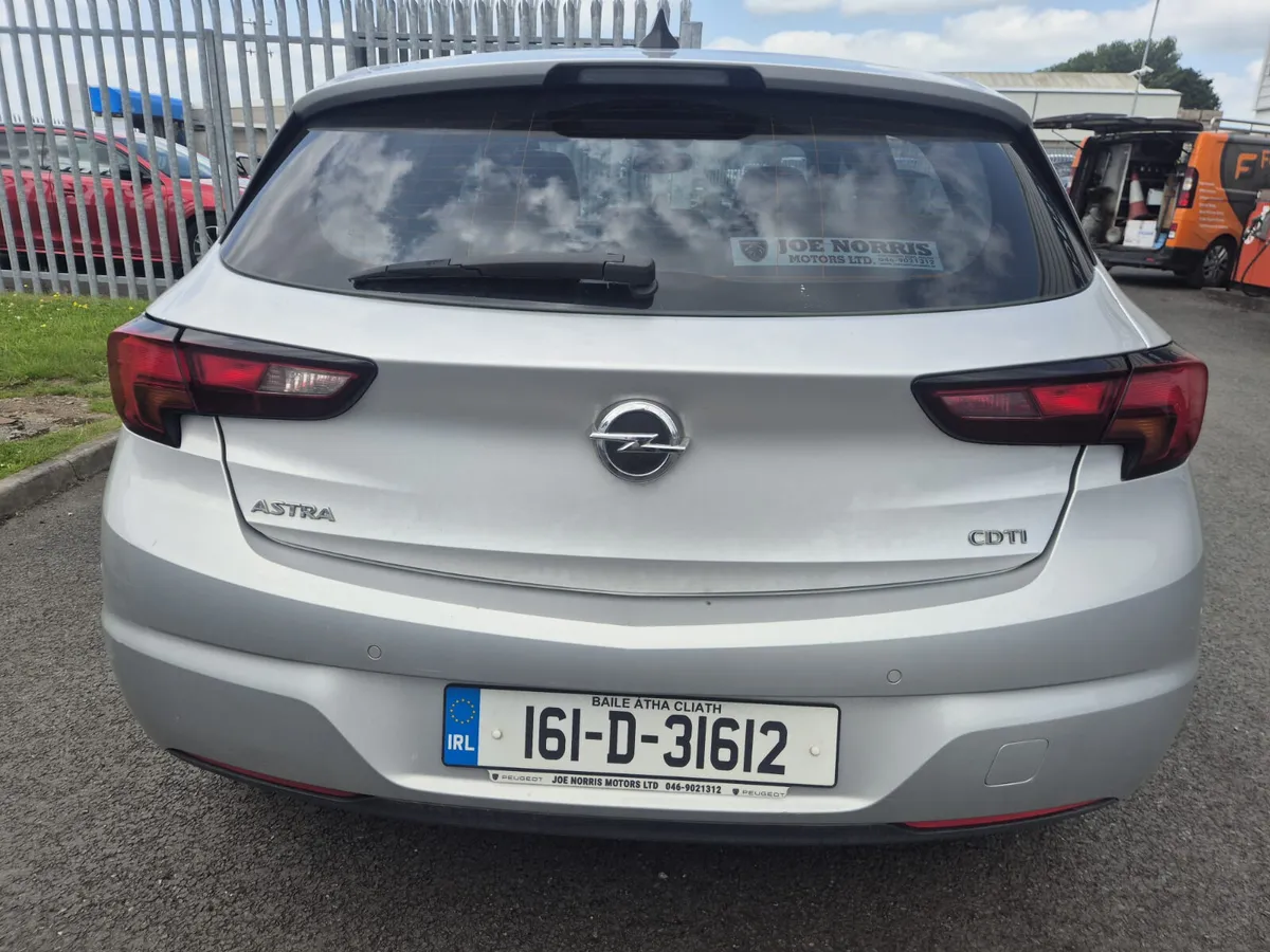 2016 Opel Astra 1.6 Diesel ELITE Leather - Image 4