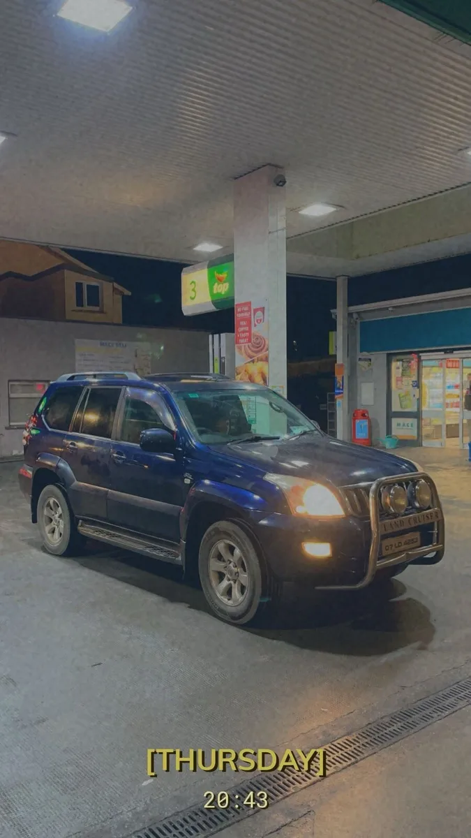 TOYOTA LANDCRUISER - Image 2