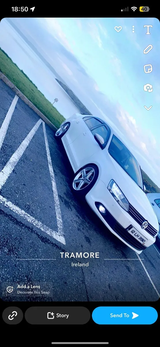 Volkswagen Jetta 2012 - Image 2