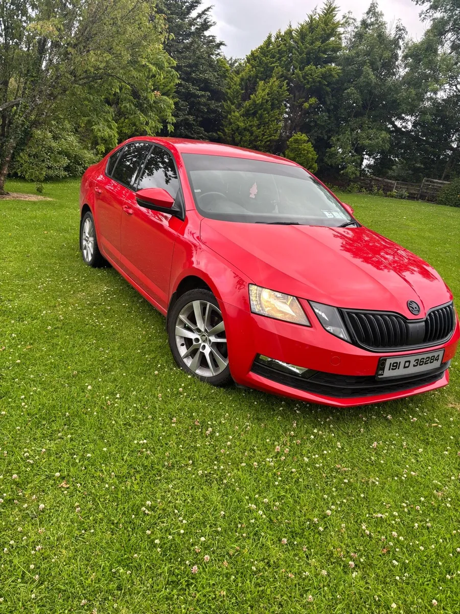 Car - Image 1
