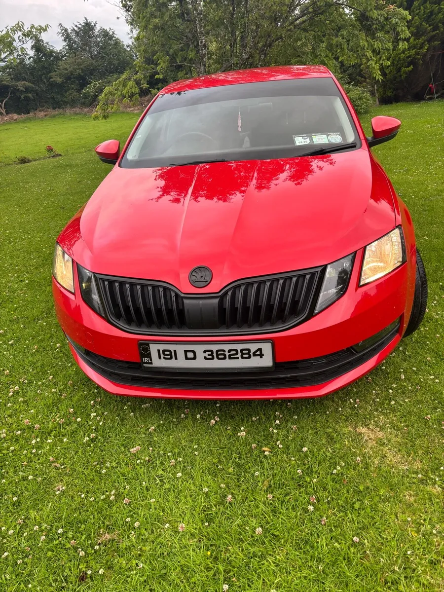 Car - Image 2