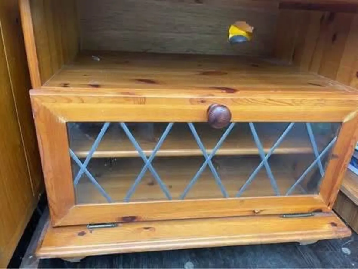 Tv stand - Image 3