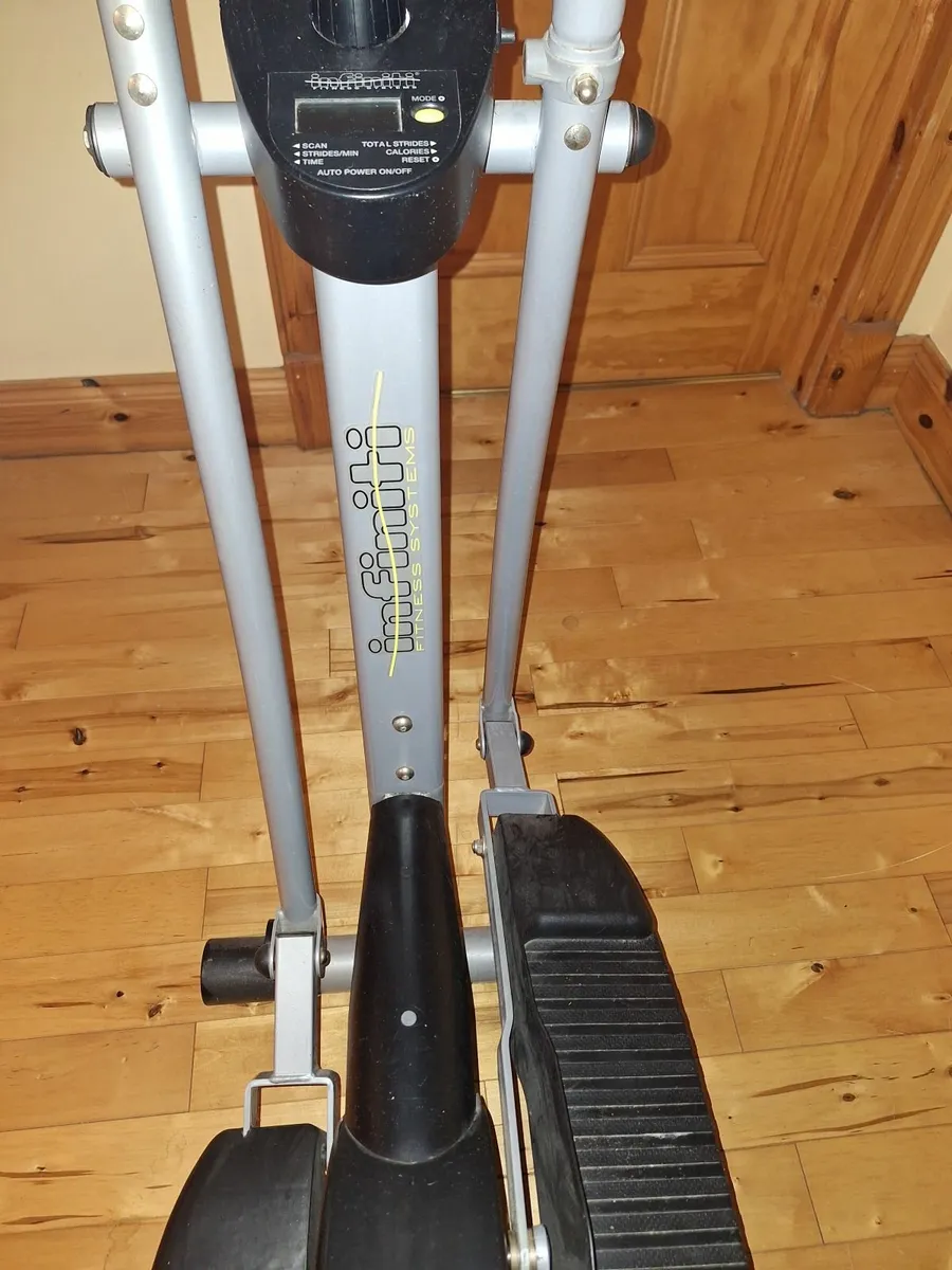 Cross trainer - Image 2