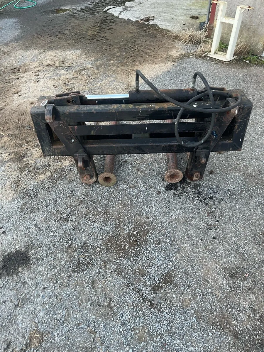 Bale handler - Image 2