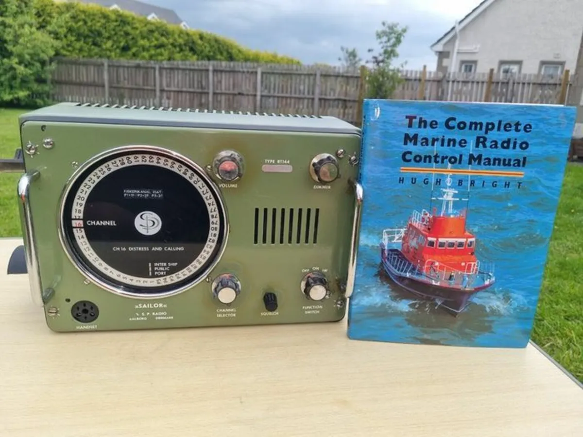Sailor Type Rt144c Marine Radio - Image 1