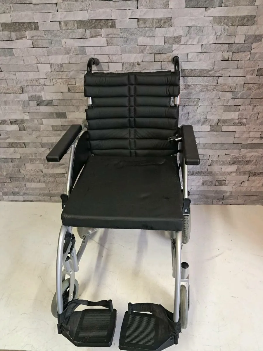Rolator & wheel  chair - Image 2
