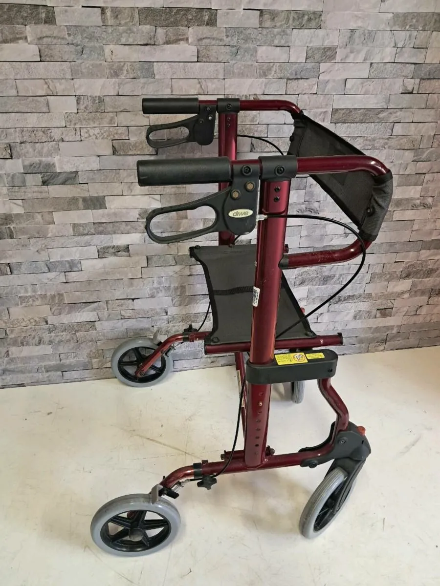 Rolator & wheel  chair - Image 4