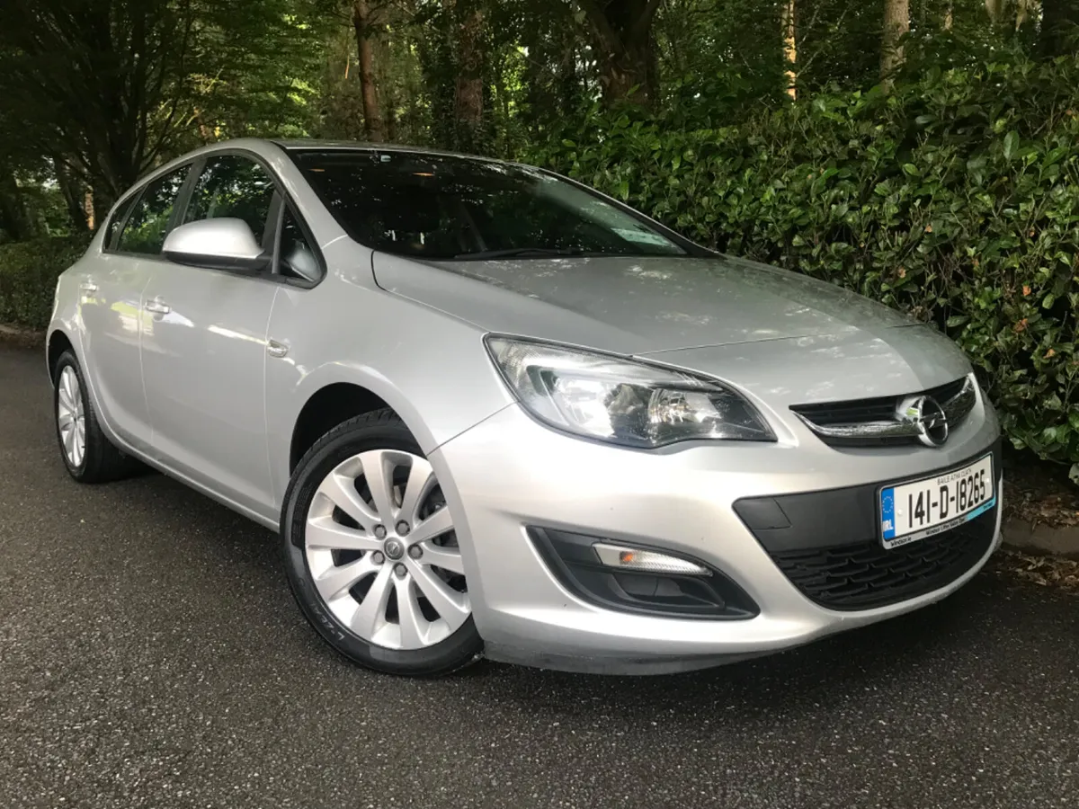 Opel Astra 1.3 CDTI 16V Deluxe Edition - Image 2