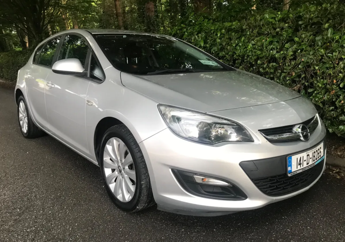 Opel Astra 1.3 CDTI 16V Deluxe Edition - Image 4