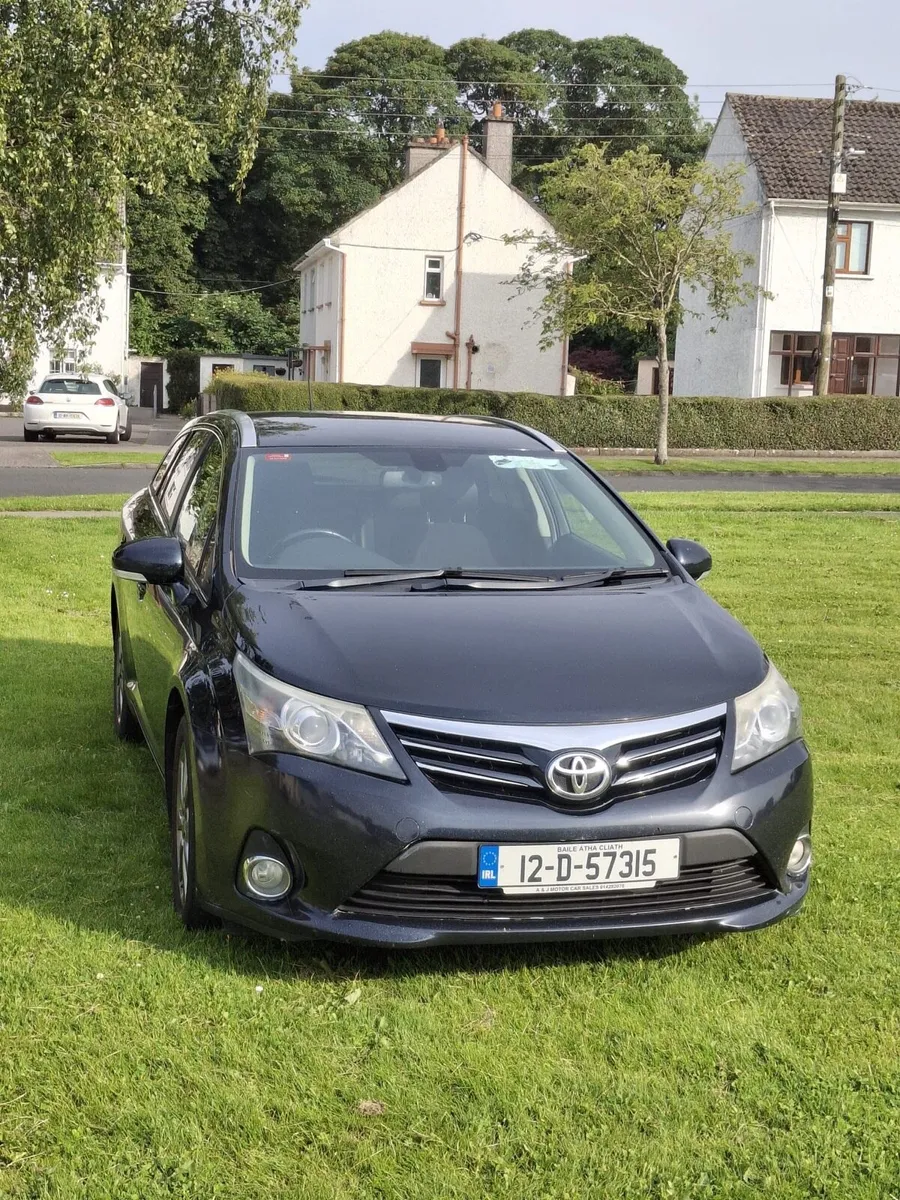 2012 Toyota Avensis - Image 3