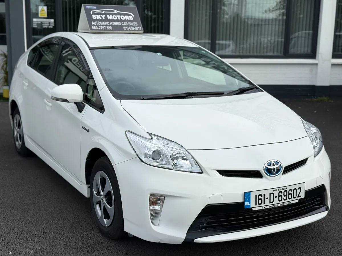2016 Toyota Prius 1.8 Hybrid  automatic - Image 4