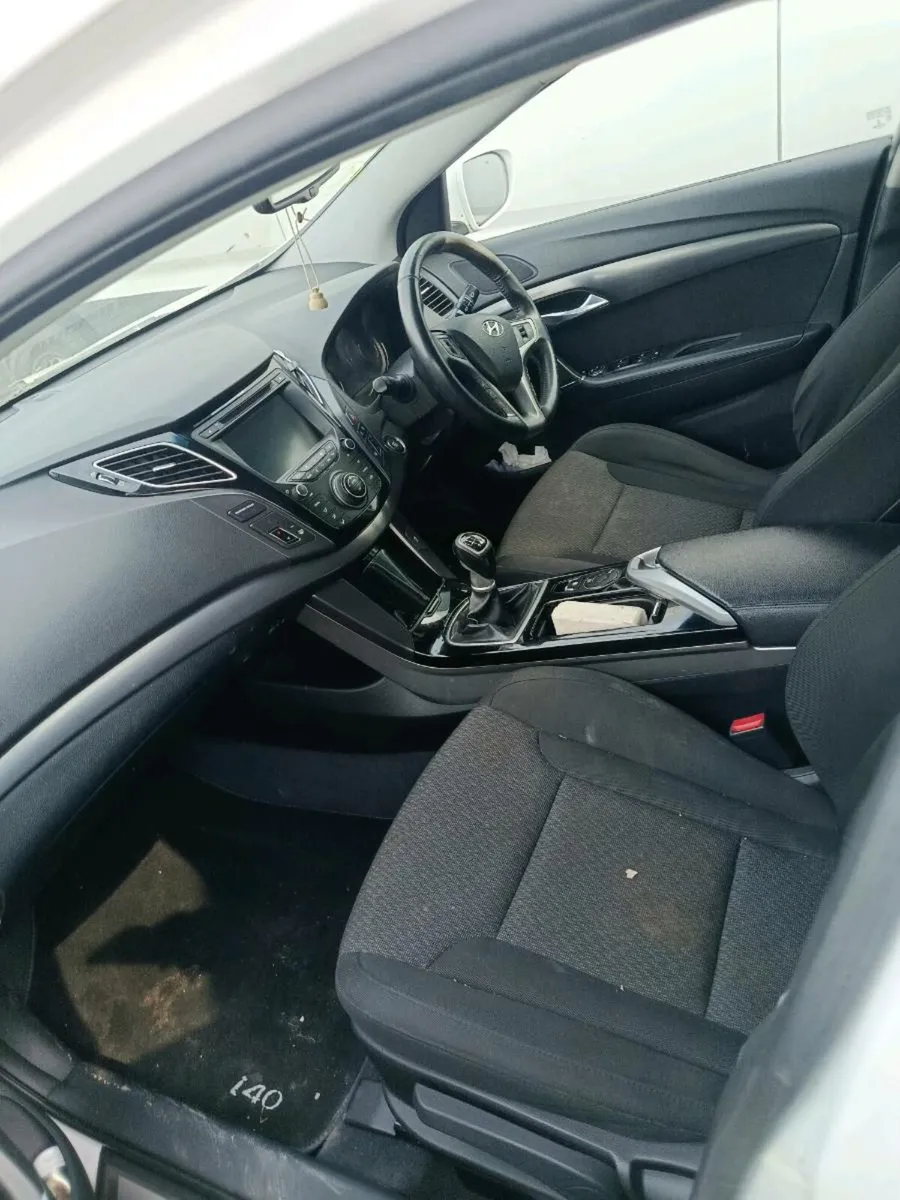 Hyundai I40 parts only - Image 2